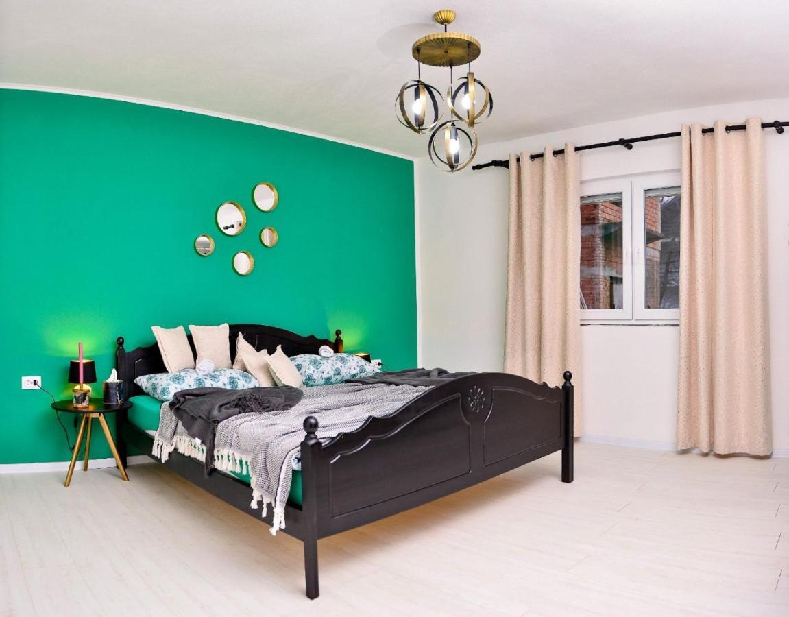 Stela1 Appartement Drvar Buitenkant foto